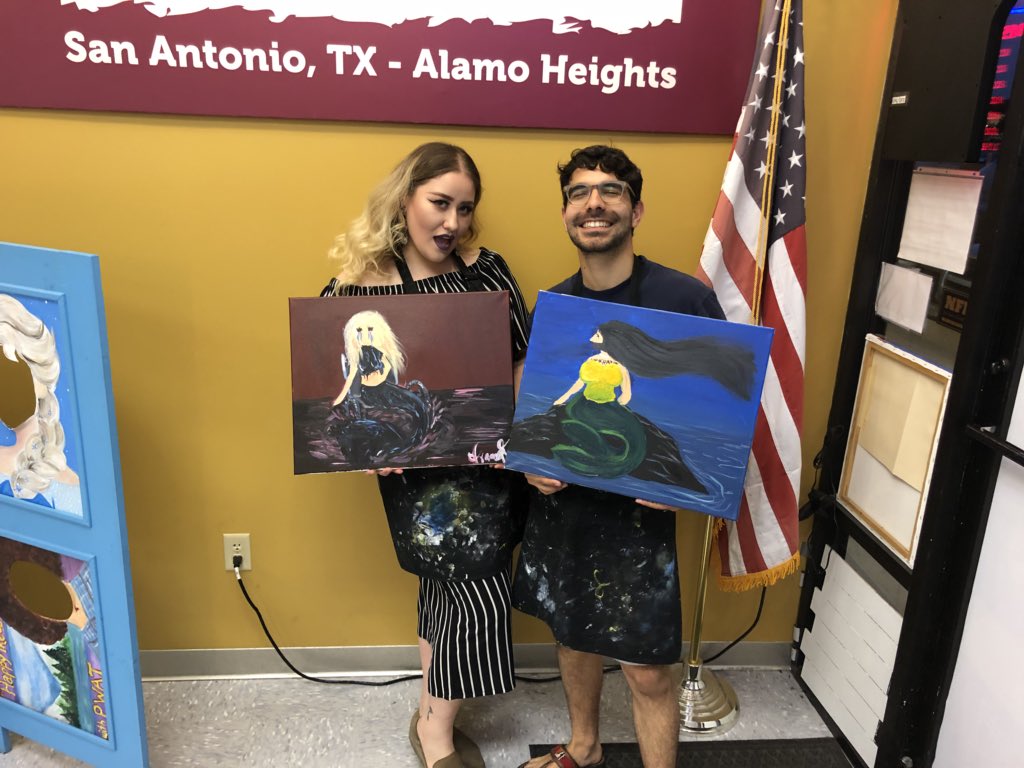 ivannanana23's tweet photo. I had so much fun at painting with a twist yesterday w/ my fav bussy 🌟 also, I painted one of my fav aquaria looks from season 10 rpdr and aqUARIA LIKED MY PICTURE 😭💙💙💙 https://t.co/Ko2EmAM6IT