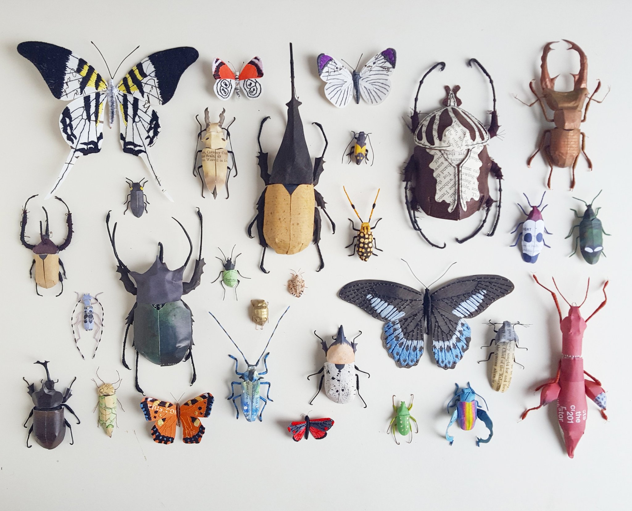 niece patron Fejlfri Kate Kato on Twitter: "My insects are made mostly from recycled paper.  Their bodies are carved from rolls of it &amp; their shells are cut &amp;  attached. Their legs are made from