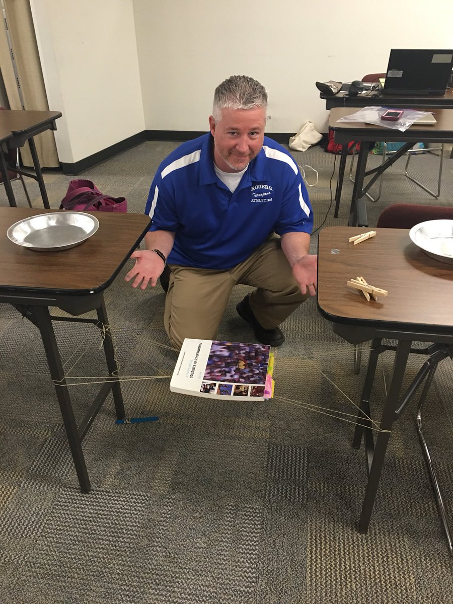 CSibirzeff's tweet photo. Educators mastering the design thinking challenge at the C.E.S. Innovation Workshop at #SPSInspire #spsheart #SPSPride @cloonanprincipl @CES_Connecticut https://t.co/v2q4hBT1U1