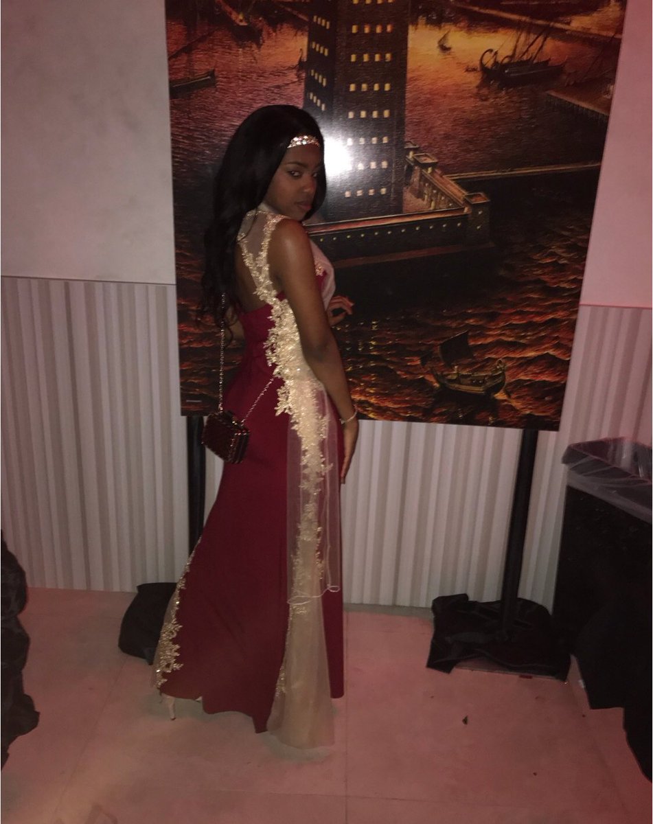 Prom_2k18's tweet photo. @purpdropllettz 😍😍 #prom_2k18 https://t.co/UrZ5jQkYIN