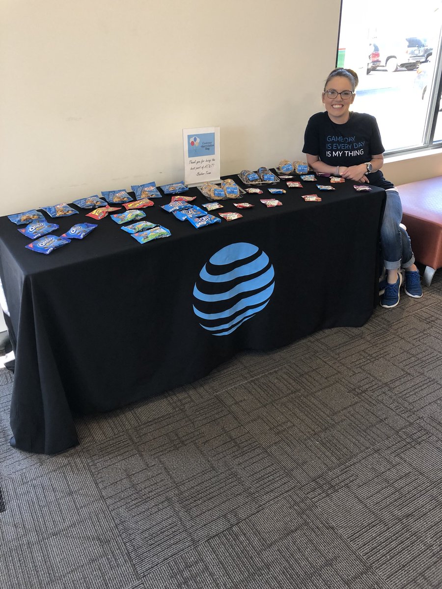 bonnierister's tweet photo. It’s customer appreciation day in Baxter! #BOLDNorthernPlains  @LMKtweets @DSalentine @bpeterson407 @Kristin_Preb  @TheAlexThurman https://t.co/bhTHNNf8n3