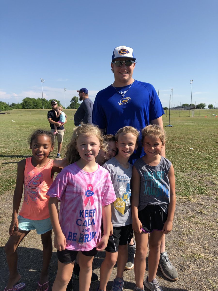 McClendonBraves's tweet photo. #LittleBravesBigBraveHearts! πβ€οΈπ€ #MESFieldDayFun #MESTribe #LittleBraves https://t.co/a4J9ugSOXF
