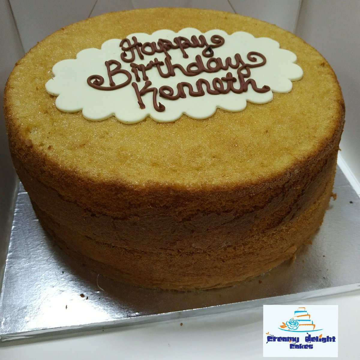 mycreamydelight's tweet photo. Cake type: Vanilla
Size: 9"
Decoration: Plain
Delivery: Apapa,Lagos

#CreamyDelightCakes #Vanillacake #Plaincake #Birthdaycake #Ovenfresh #Onpointdelivery #Bakersofchoice #Ilovemyjob #Madeinnigeria https://t.co/c4AChIzJgF