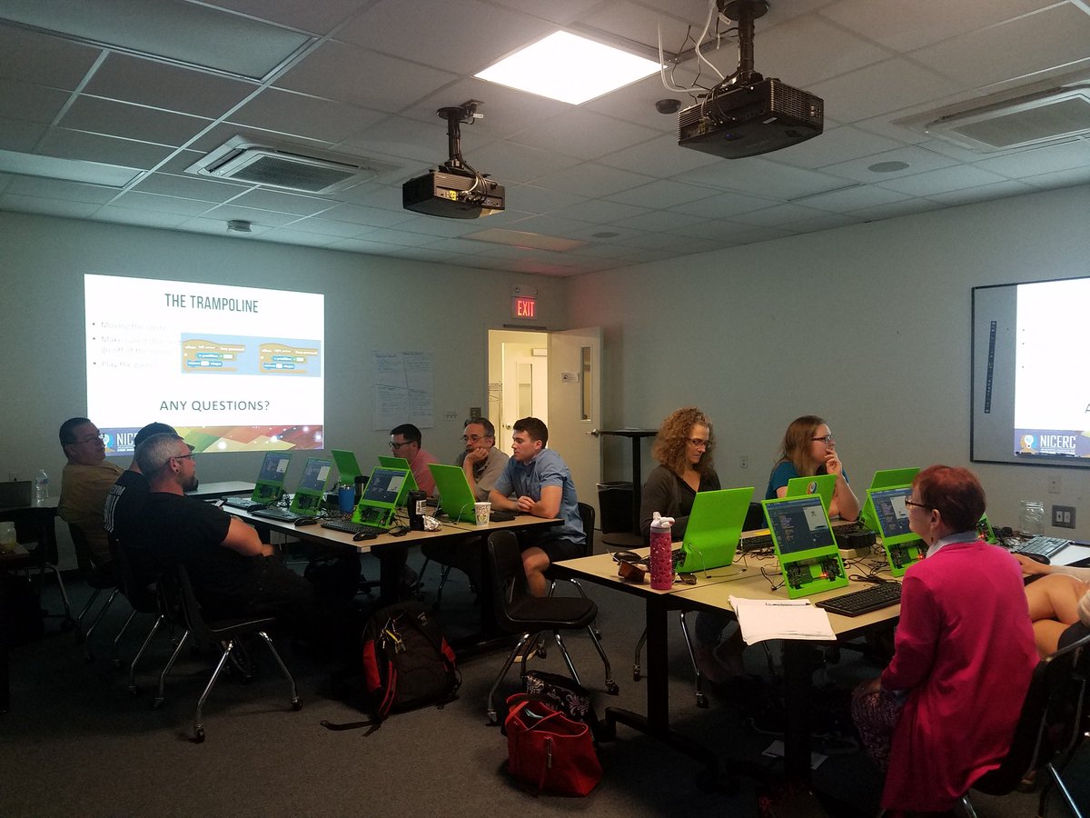 HeatherTechTST's tweet image. #EEE #icsdedtech #NICERC @taracaiza @LWrightICSD @edtechmro @ICSDTechSpencer