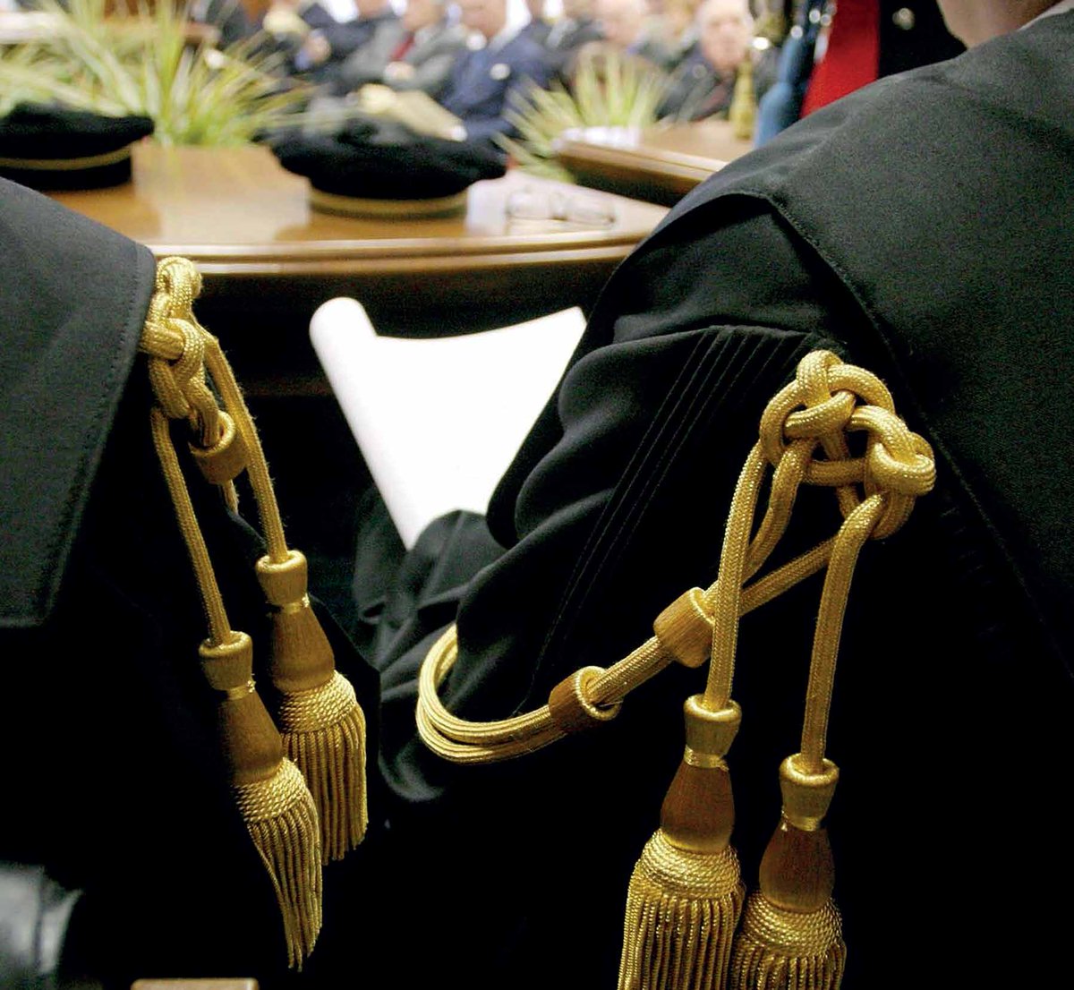 delmonaco12's tweet photo. Stamattina, a Santa Maria Capua Vetere ho partecipato all'interessante convegno su "Magistratura Militare: Nuove Attribuzioni per l'Efficientamento della Giurisdizione". Seguitemi perché in questa legislatura ci saranno grosse novità in merito. #commissionedifesa https://t.co/YFVSWiYbQ1