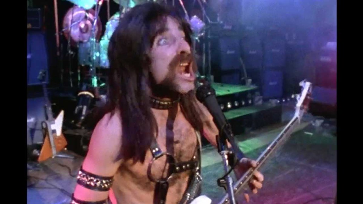 This week's "Beyond The Interview..." is about our conversation with Spinal Tap bassist Derek Smalls (Harry Shearer). Enjoy!

tinyurl.com/y957wds5