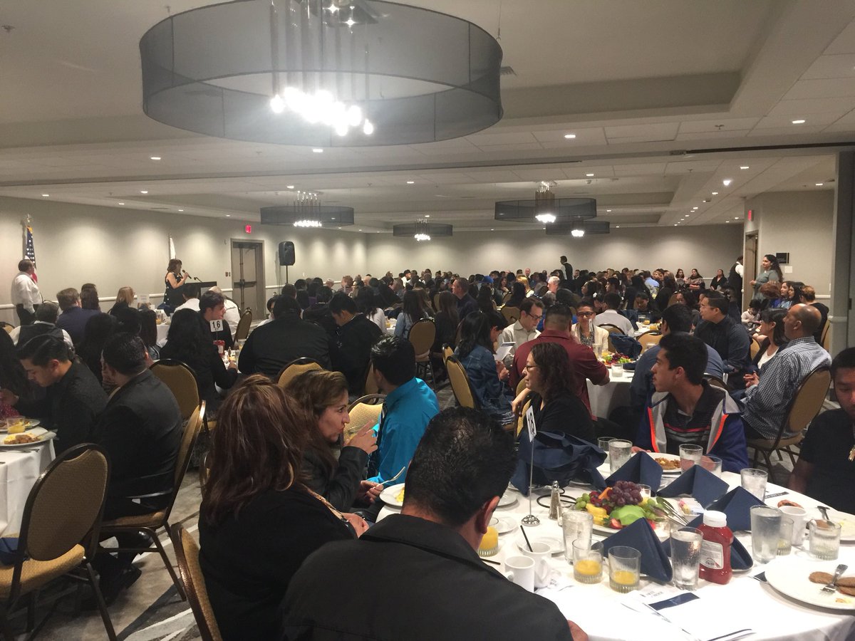 DuarteSupt's tweet photo. Huge crowd on hand for the Duarte High Senior Recognition Breakfast @duarteusd. Principal Haro and Counselor Houlemard lead the event @DuarteASB https://t.co/WCfSBLFXBl