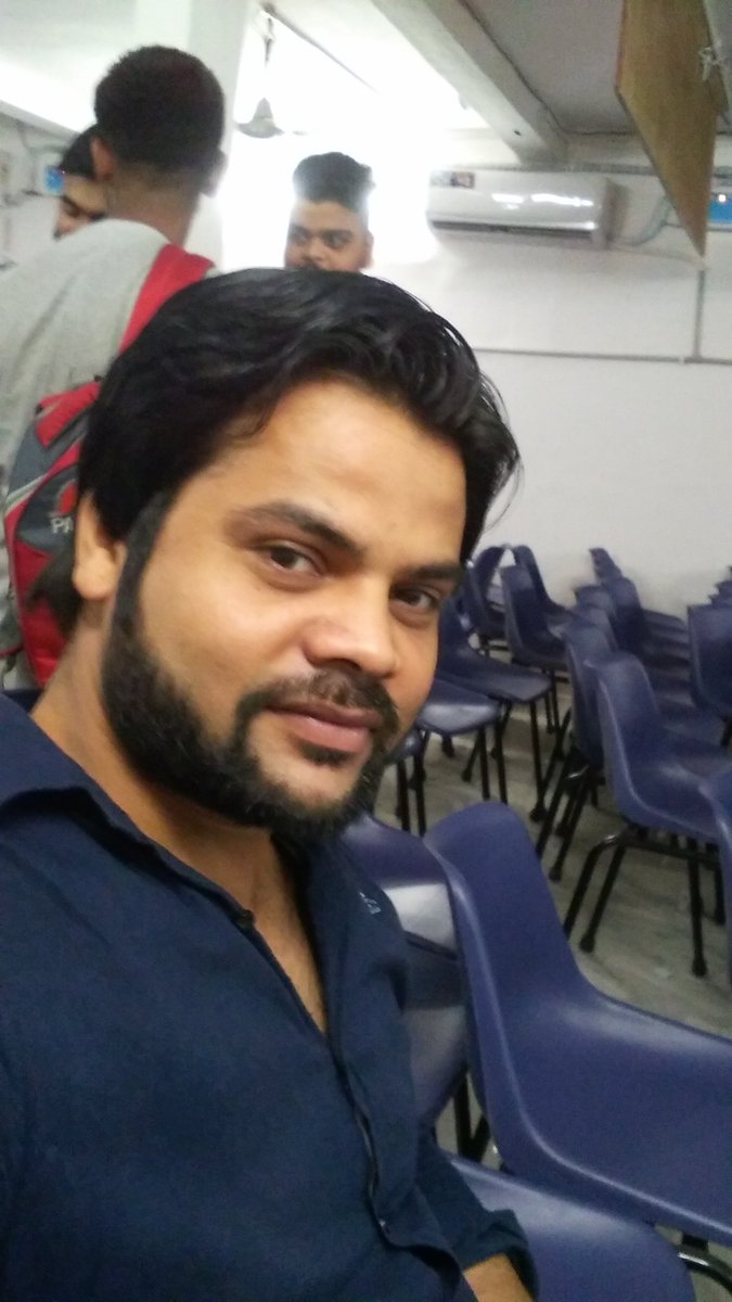 MITHILESHSB's tweet photo. Relax after class... https://t.co/guWhH1QO6a