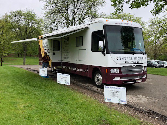 Walk4Hearing's tweet photo. SE Michigan @Walk4Hearing had a hearing screening van &amp; it was a success! Free screenings was provided by @MIAudiology &amp; @CMUniversity, Have you screened your hearing yet? Let us know by tweeting #screenURhearing. Thank you! #Walk4Hearing https://t.co/4LbId53y0D
