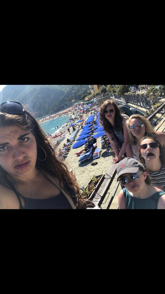 DoumaTaylor's tweet photo. Risk Factor: leaving Monterosa, Cinque Terre is a possible risk factor for my mental health because it’s just so beautiful @uwldolcevita #ABNRISKuwlax #2018ldv https://t.co/Bcb6mrmNsB