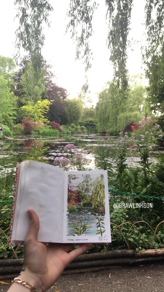 drawlinkson's tweet image. J’suis aux anges j’ai pu dessiner le jardin de Monet, le fameux bassin des Nymphéas
J’ai dû me dépêcher et faire ça en une heure, il s’est mit à pleuvoir mdrr