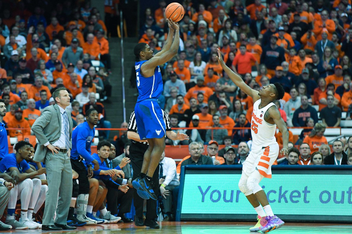 BLoBullParade's tweet photo. Bulls to play Syracuse in 2018 https://t.co/yJEXyI01QI https://t.co/EravUxgOsj