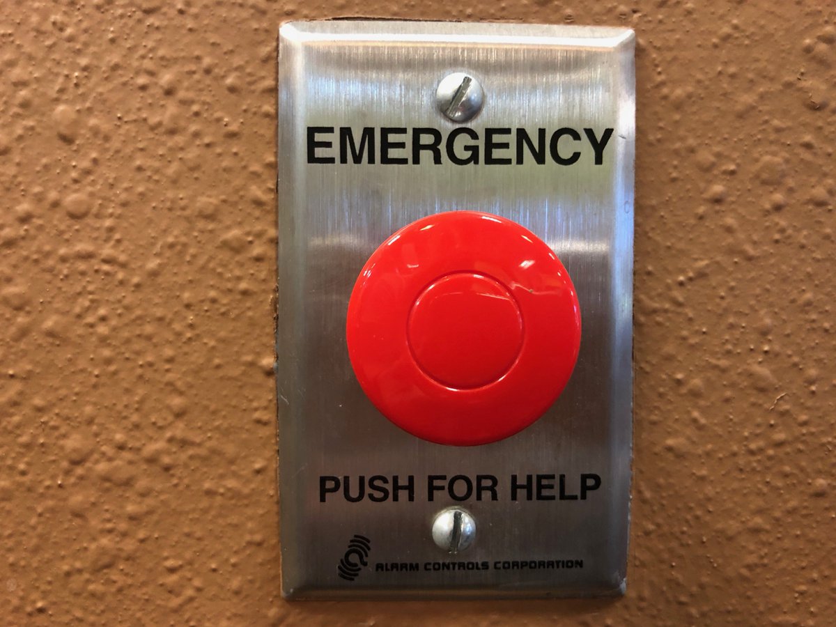 AlarmControls's tweet photo. We love seeing our products out "in the wild!" This pretty little button is from an Oregon gym. Send us your own #AlarmControls sightings and you just might be featured on our #FanFriday! https://t.co/87aEcm8Ksk