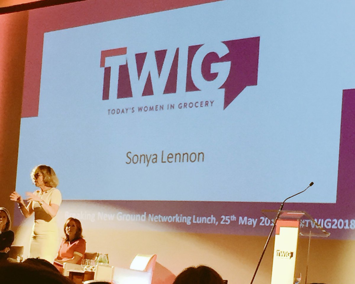 SusanSRDesign's tweet photo. Inspirational words today with fabulous dressed ladies at #TWIG18 event @sonyalennon  @OLIVERinIreland https://t.co/IfBOjYW8cx