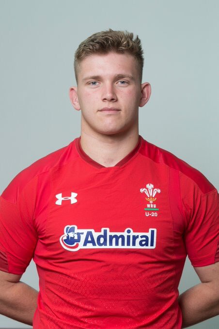 Congratulations to Chepstow Boy @williamdk123 on his call up to the <a href="/WelshRugbyUnion/">Welsh Rugby Union 🏴󠁧󠁢󠁷󠁬󠁳󠁿</a> Under 20’s Squad !Best of Luck at the World Cup🏉🏴󠁧󠁢󠁷󠁬󠁳󠁿