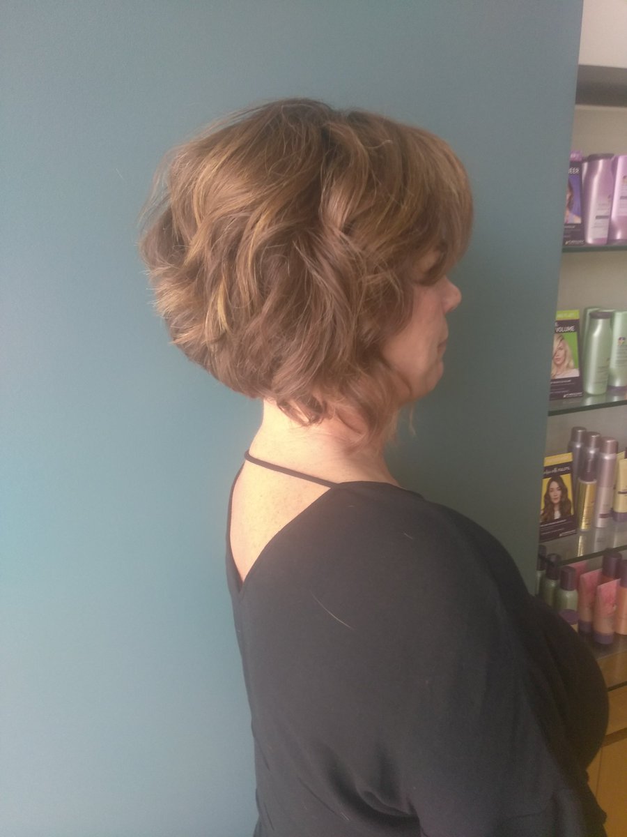 thelylewilsone1's tweet image. #thelylewilsonexperience! 
#licensededucator
#ncstylist
#scstylist
#joviecsalonandspa
#gastoniastylist
#behindthechair
#modernsalon
#hair_brained
#blessedhands! 
Come see me for all of your hair needs