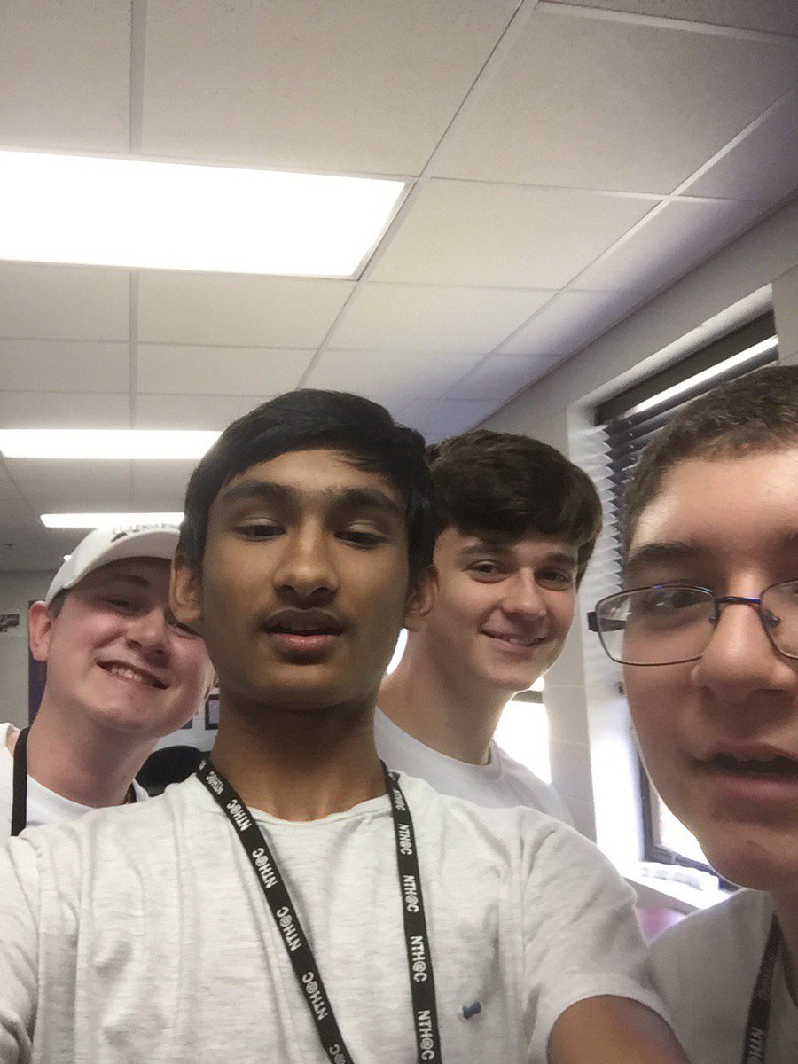 Sahil_NTHC's tweet photo. This escape room activity is all about Twitter #s tweets and photoshop brushes!!
@NewTechCoppell @NthSaucier @Janelle #NTH10 #NTHCVoice https://t.co/KKQNZgLa3L