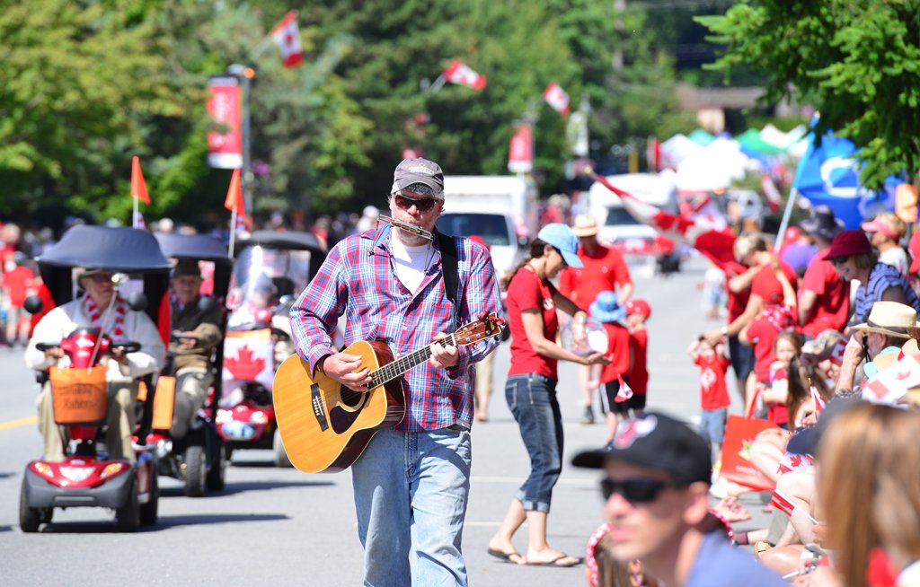 SecheltBC's tweet photo. Want to be more involved in your community? Consider joining the 2018 Canada Day celebrations in Sechelt! Sign up online today to enter a float in the parade or volunteer at the event: https://t.co/cWbrZOQx7t 
#LocalGovernmentAwarenessWeek #SecheltBC @SecheltDowntown #CanadaDay https://t.co/i7lfOHw7kR