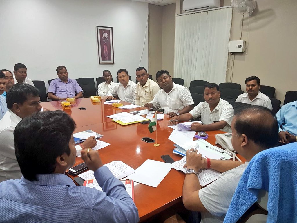 himantabiswa's tweet photo. Along with Tea Tribes Welfare Minister Sri @pallablochandas and MLA Sri Terash Gowalla I met members of All Assam Tea Tribes Students Association (AATTSA) to understand and discuss their concerns. I assured them that all genuine demands would be addressed as soon as possible. https://t.co/MluaySuW5S