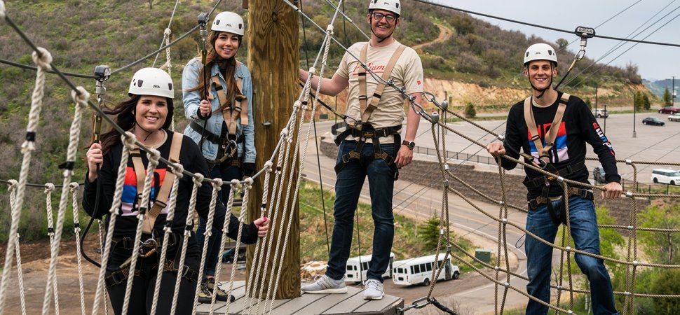 These 15 companies have the coolest (and weirdest) company perks - can't decide between the axe throwing lessons or the free bread maker....  💫 #companyperks 
buff.ly/2klXvIS