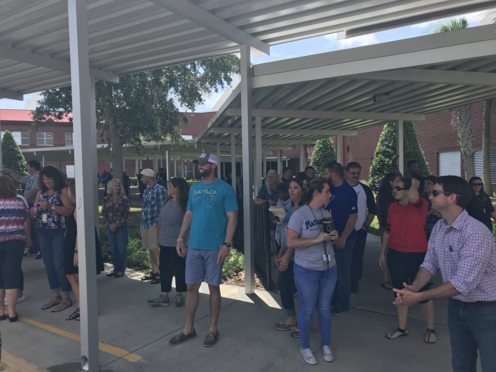 Saying goodbye to the students one last time at MHS! Have a safe and happy summer! <a href="/JeffReaves1/">Jeff_Reaves</a> <a href="/FlaglerSchools/">FlaglerSchools</a>