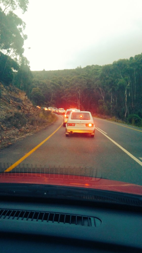fRANAz91's tweet photo. Driving from work @creationwines ;never had this much traffic before. .#hermanus #R320 @Hemel_En_Aarde @KwaggaBoucher https://t.co/UjNjqkWgTP
