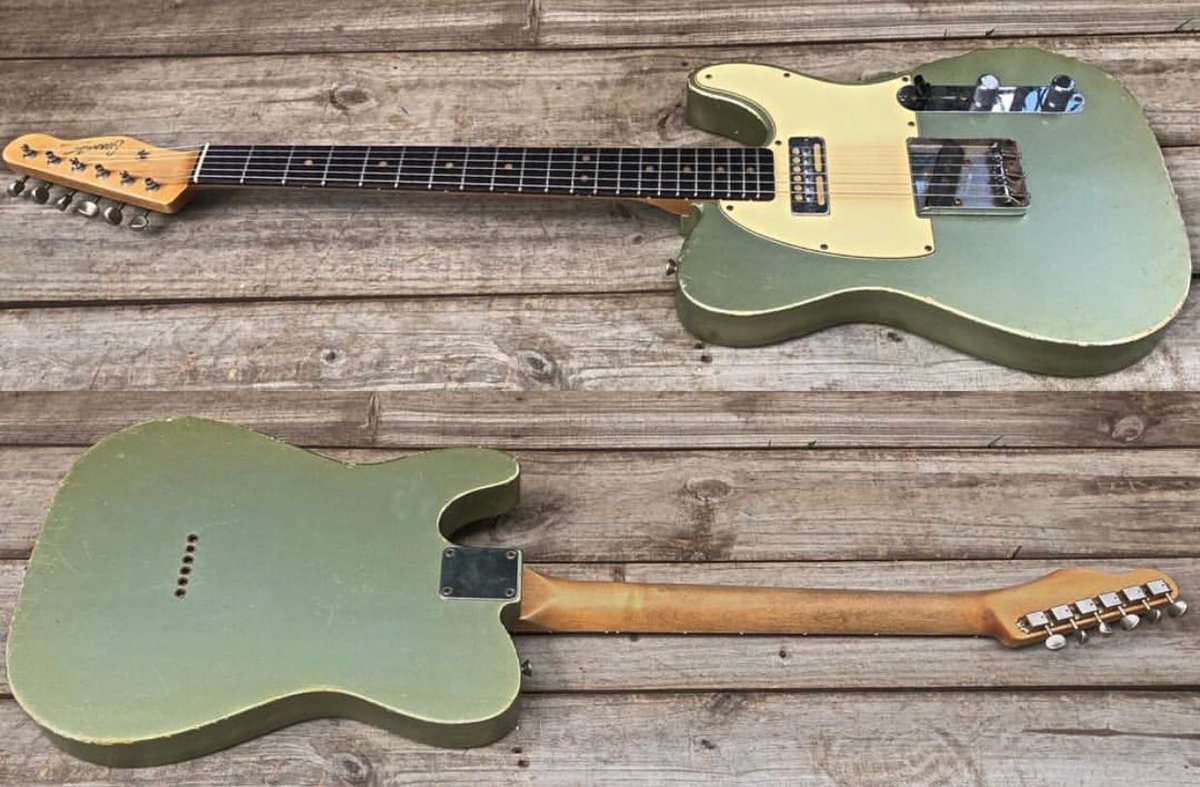 JosephPeaks's tweet photo. Whoooooooof. I want this!! #danocaster #guitar https://t.co/NQD4s0lmkW
