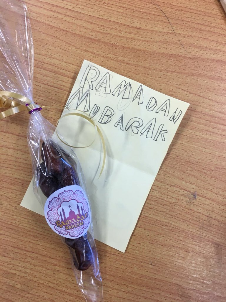FEC_Academy's tweet photo. This week, Class Ibn Battuta learnt about the rewards of feeding sometime to open their fast. The kids made dates cones with a message for someone 🍈🍡
•
•
•
#fec #fec_academy #walthamstow #islamicstudies #islam #islamic #learnthroughplay #muslim #contemporaryislamicstudies https://t.co/HAspmwHFAf