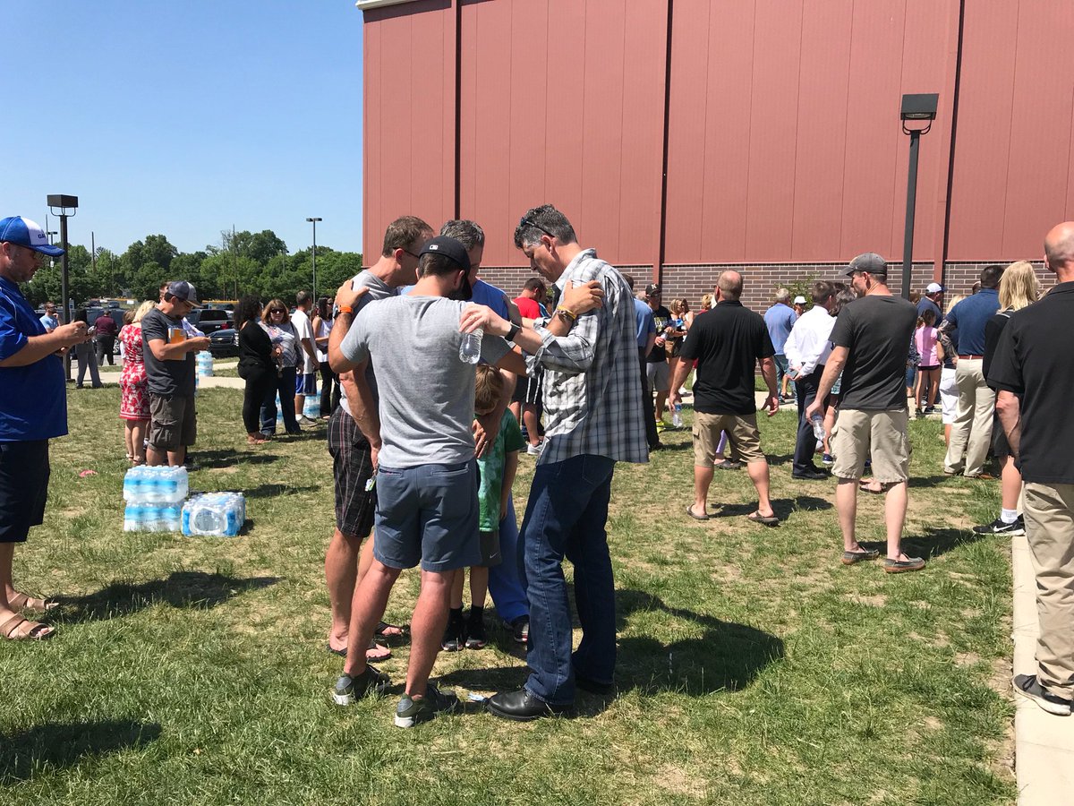 Prayers outside Noblesville High School #wthr