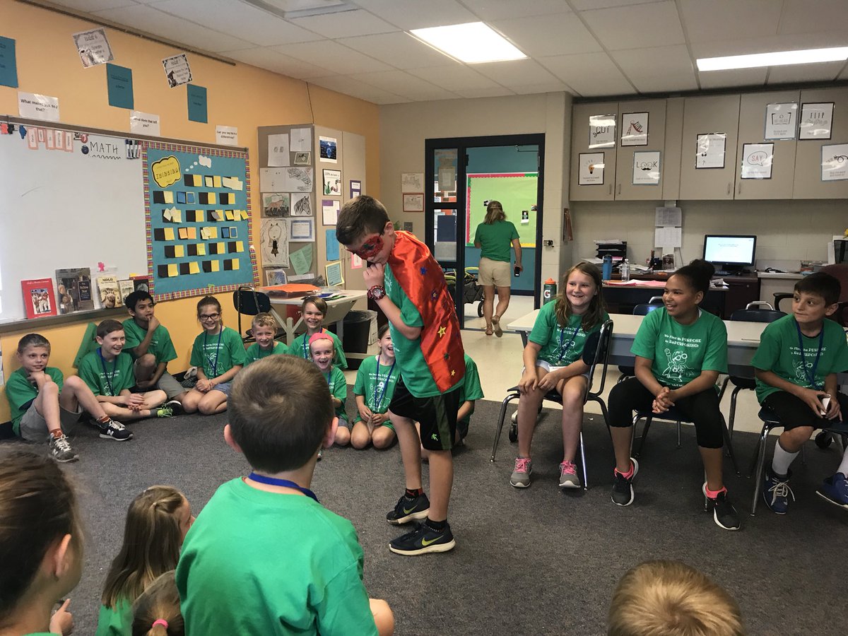 msufullerka's tweet photo. Do you need a great way to celebrate the impact you’re having by creating capes for children? Have a superhero fashion show! #enchantedmakeovers #clarkstonasl CE students have synergized to decorate over 100 capes for our community partner, Enchanted Makeovers. https://t.co/jgBmrJJfZK