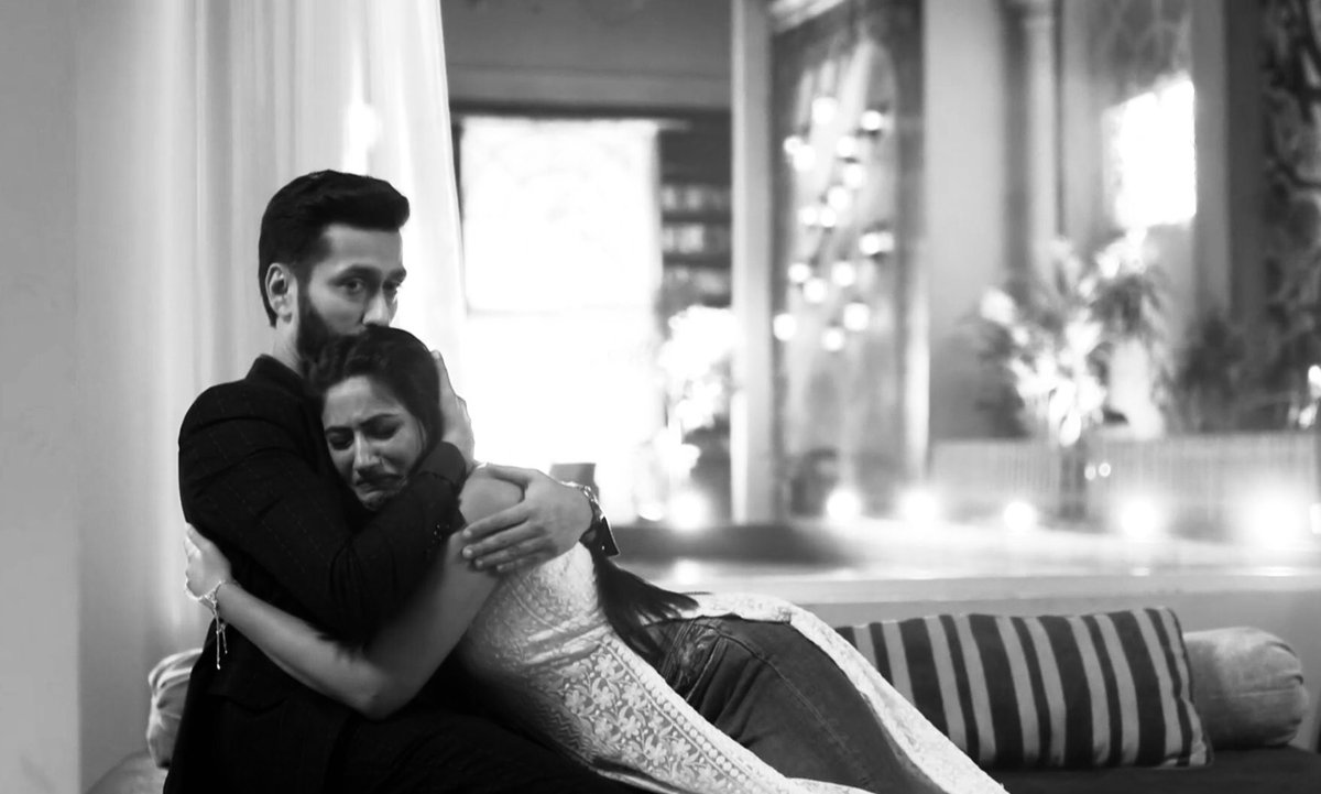 starlightsidx's tweet photo. does he even realize that he already has a baby ???!!!?? 😭🤧💘 

#ishqbaaaz https://t.co/aIKIcYKq57