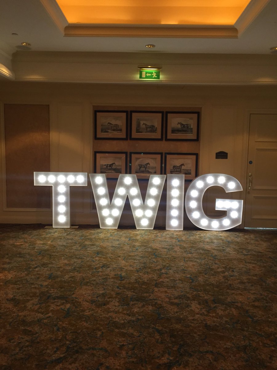 fashstylistka's tweet photo. Inspiring afternoon with amazing speeches from @sonyalennon and @LorHiggins #twig18 https://t.co/u4yDKzOsv3