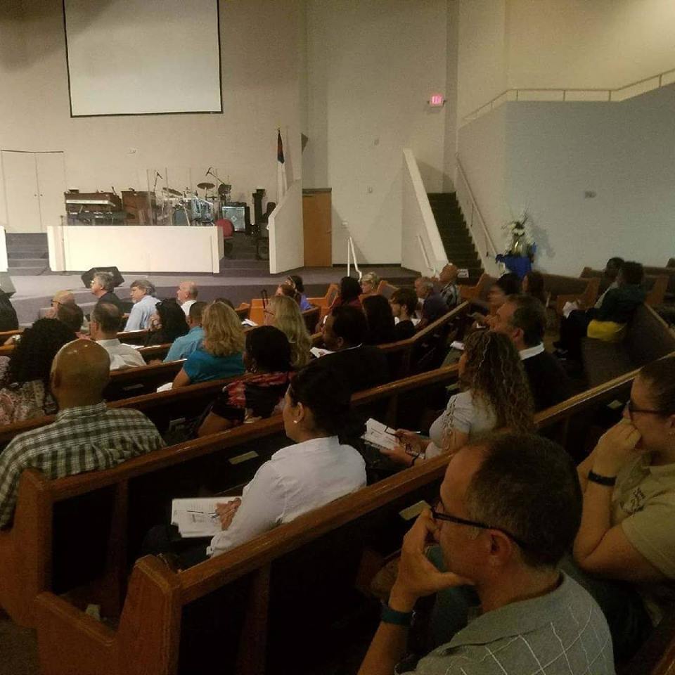 bfarrell8272's tweet photo. It is an honor to speak to eager small business vendors giving my business success testimony from MDCPS. We had a customized message from Alberto Carvalho @miamisup reiterating his commitment to utilizing small business within the communities. @procure_mdcps @mdcpsbizopps https://t.co/OVdxya741W
