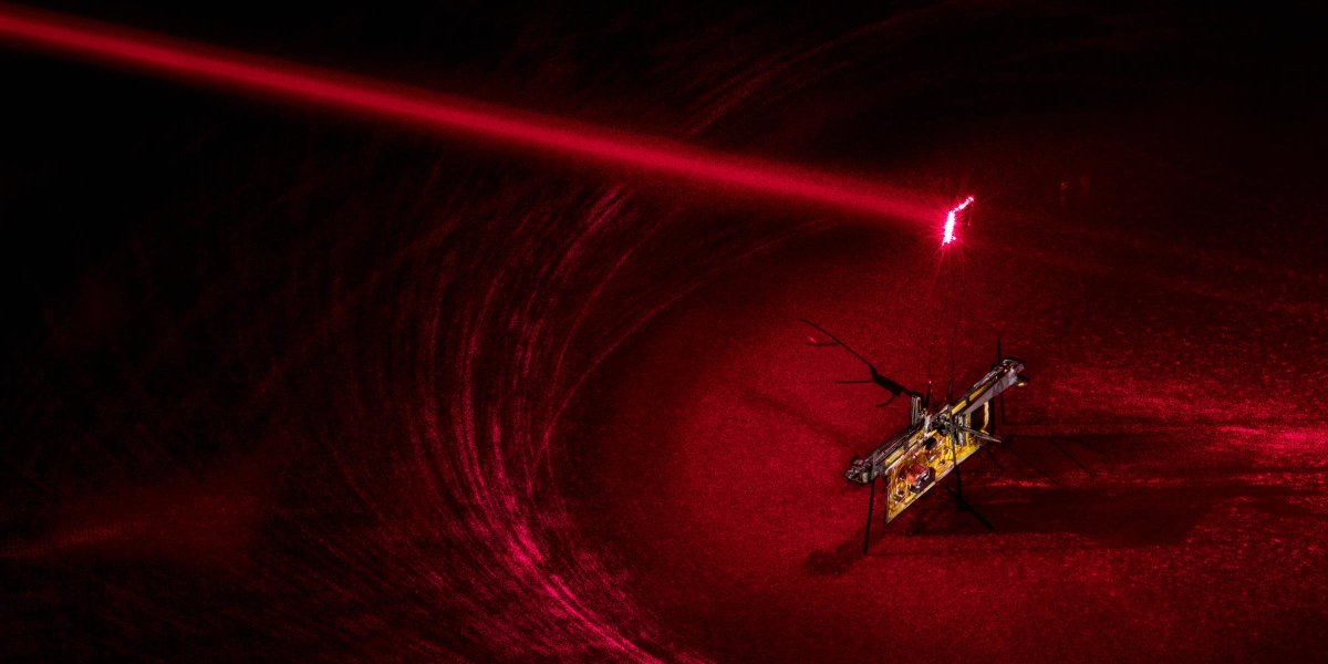 marcmalafronte's tweet photo. In 1989, two MIT scientist predicted  it would be possible to invade the planet with millions of insect like robots..  According to this they have figured it out!.  Now where did I put that bug spray?

https://t.co/xzRz0UTVsH via @WIRED #AI #Robots #Innovation https://t.co/dtDOXB913N