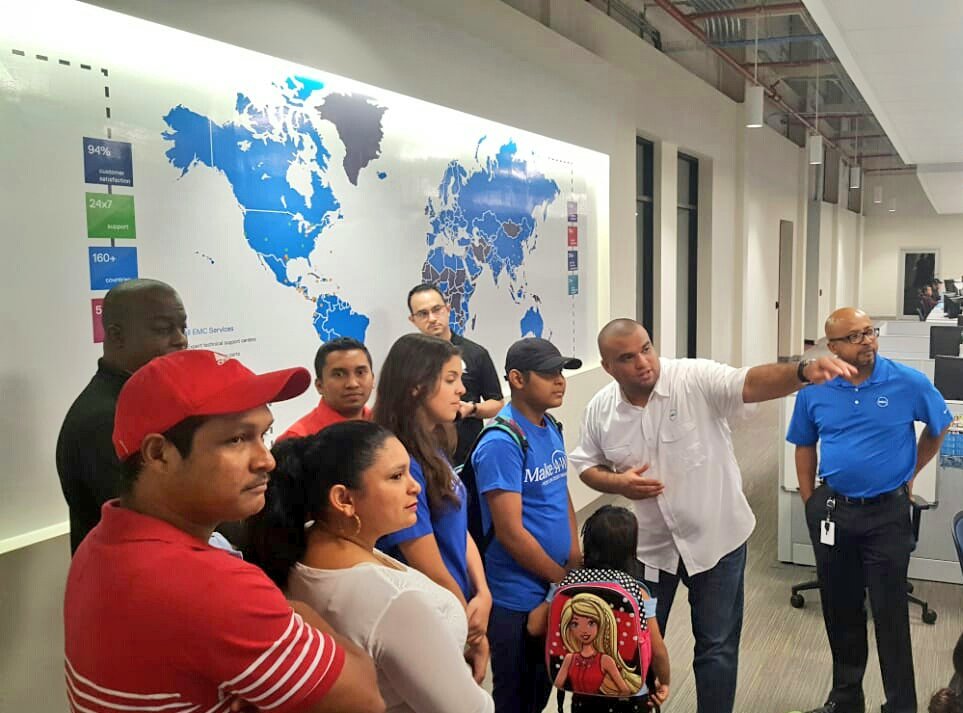 ThisisHerlinda's tweet photo. Hoy recibimos en @DellPanama la visita de Daniel y su famila, junto a @MakeAWishPanama ...gracias por compartir junto a #CSSLATAM tu interés en Tecnología. #LegacyofGood #MakeITReal
#STEM #DellPanama15 https://t.co/E67tw6kDGH