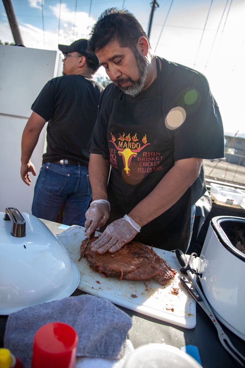 MANDO is here today!
Honey Mustard Chicken 🐓 
BBQ Ribs 🐖
We bring the beer 🍺 
Get your Memorial Day weekend started! Noon until 9pm.