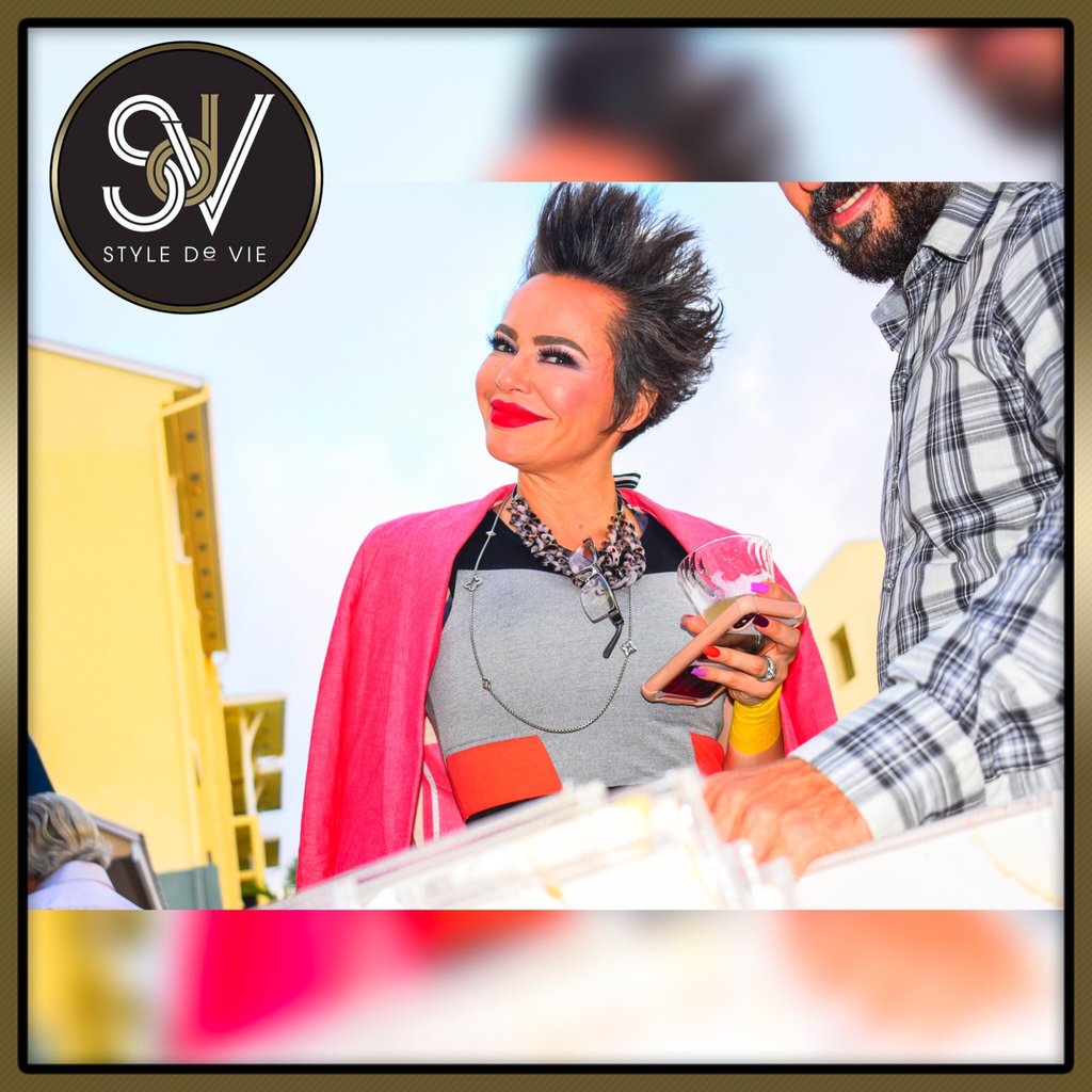 StyleDeVieFL's tweet photo. "Beautiful people are not always good, but good people are always beautiful" -Ali inn Abi Talib 😁💇🏼‍♂️
➖➖➖➖➖➖➖➖➖➖➖➖
📸Photo Credz: @prgwebsolutions 📸

#interiordesign #interiordecor #interior #architecture #interiorart #artworks https://t.co/uMjF2HRq9O