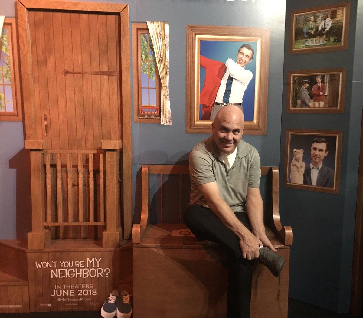 ericbryant's tweet image. Won’t you be my neighbor?
#MrRogersMovie
#Kindness
#NotLikeMe