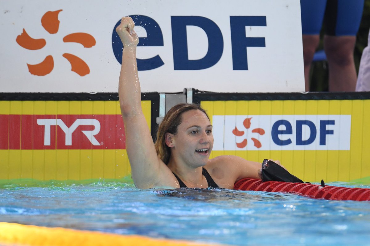 FFNatation's tweet image. .@MathildeCini championne de France du 100m dos en 1:00.45 🥇devant Louise LEFEBVRE (1:01.97) 🥈et @Cam_Gheorghiu (1:02.15) 🥉@MathildeCini a rempli les critères de sélection pour l’Euro 2018 à Glasgow 💪🏼🇫🇷 #SaintRaphael2018 #RoadToGlasgow
