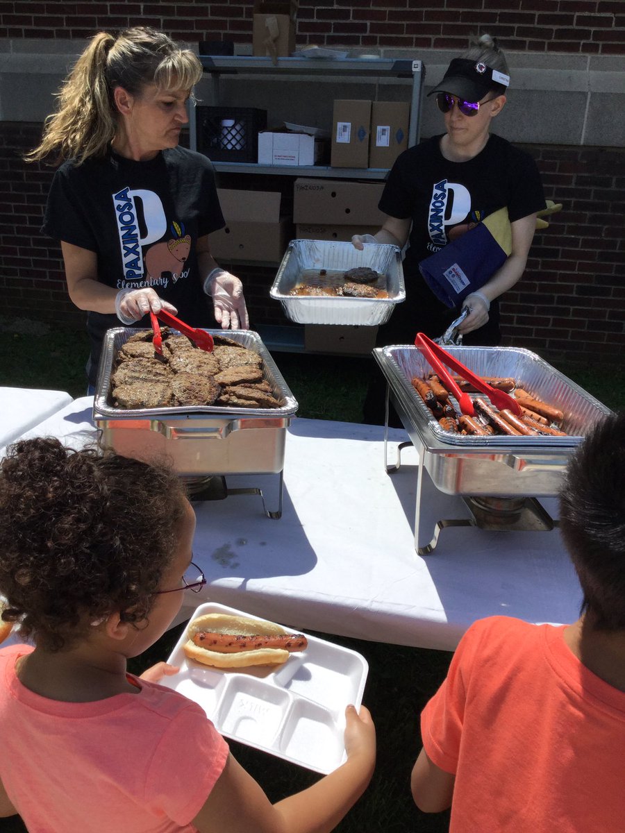 EASDPaxinosaCS's tweet photo. Enjoying our end of the year cookout! #paxpride https://t.co/ESLx6SjK5w