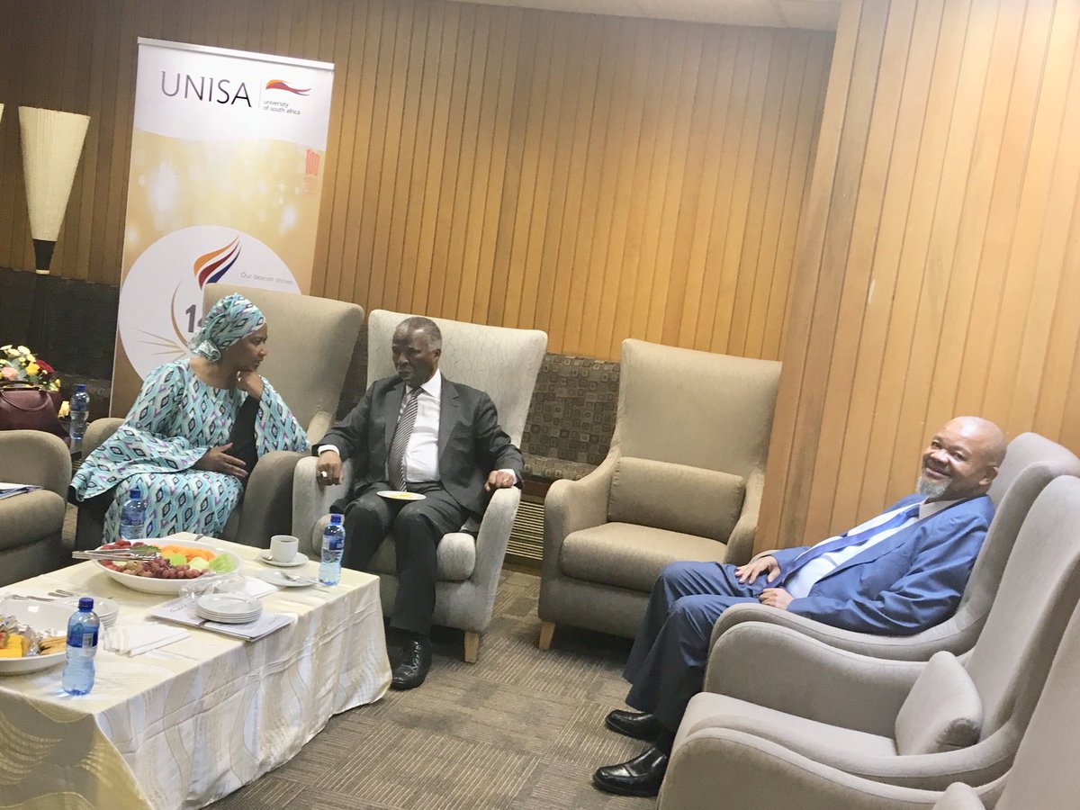 #2018AfricaDayLecture All set! @phumzileunwomen (Keynote Speaker) with <a href="/unisa/">Unisa</a> Principal &amp; Vice-Chancellor &amp; former President Mbeki (@TMALIunisa Patron &amp; UNISA Chancellor)