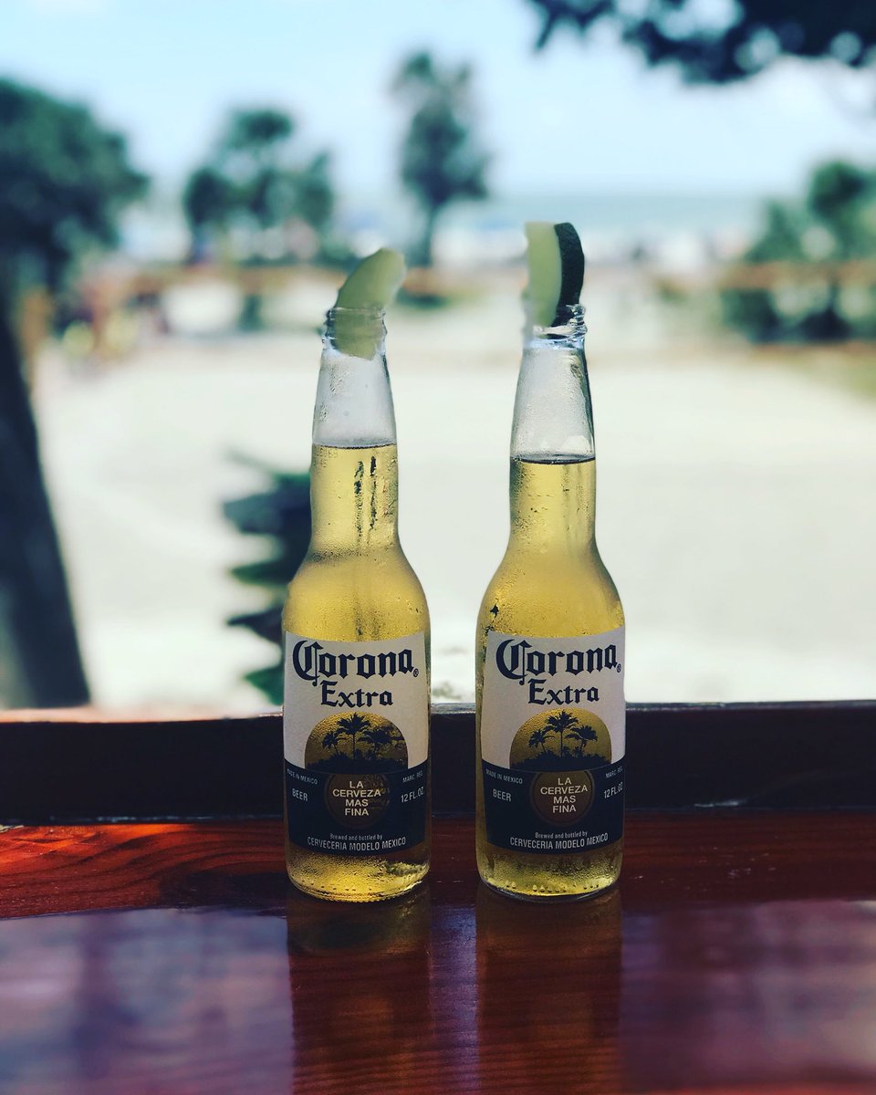 TylerBack's tweet image. Cerveza @glittergingham #HHI