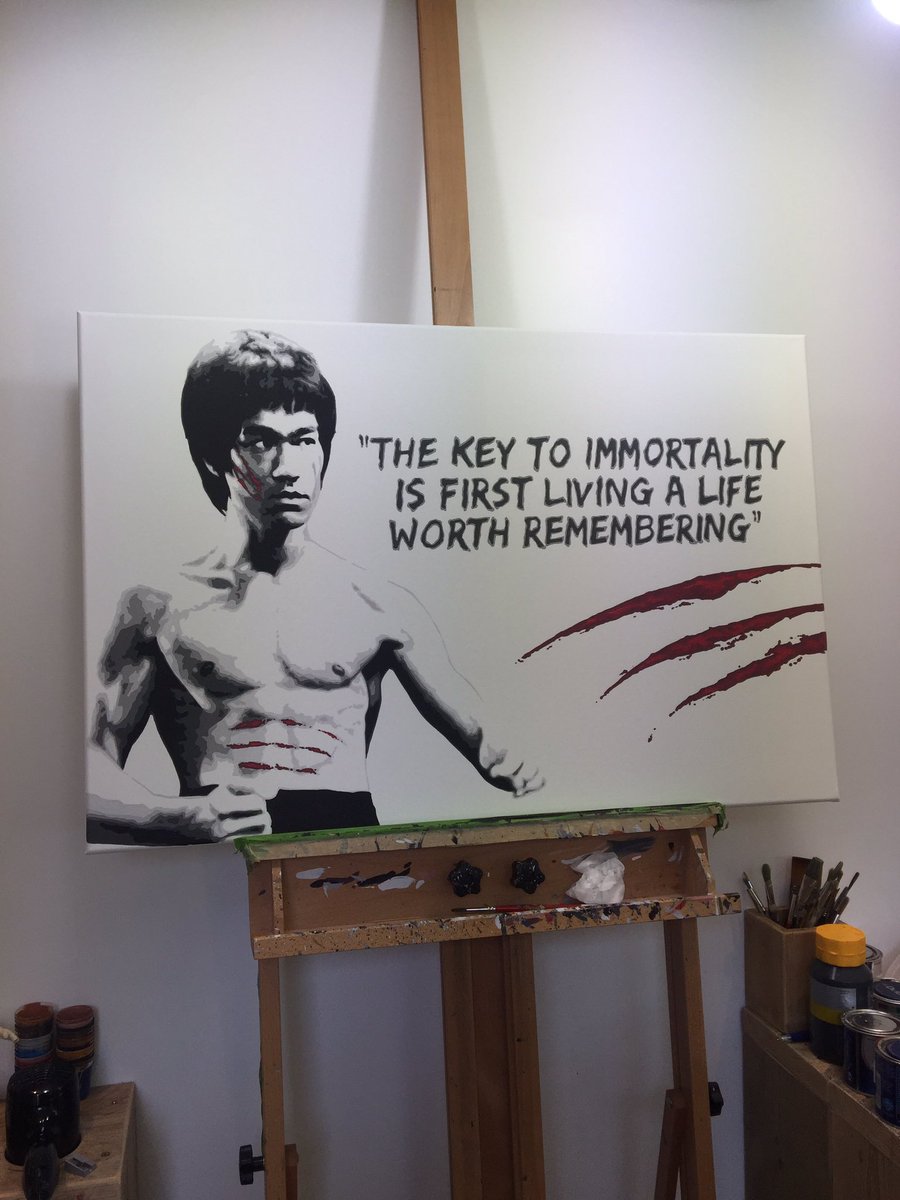RossBainesArt's tweet photo. Three brand new original paintings of the legend that is...
BRUCE LEE
These 3x2ft acrylic portraits are for sale (DM me if interested) 
Limited edition prints are also now in store at https://t.co/YAmWkVRO6b https://t.co/kZOwTdnc99