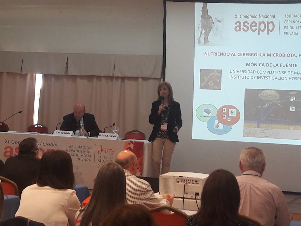 CantabriaLabsNM's tweet photo. La catedrática Mónica de la Fuente Rey nos explica la importancia del segundo #cerebro en las enfermedades mentales y habla del eje con el intestino. En directo en el XI Congreso #ASEPP de Jaen.
#nutricionmedica https://t.co/oSF47oYMe4