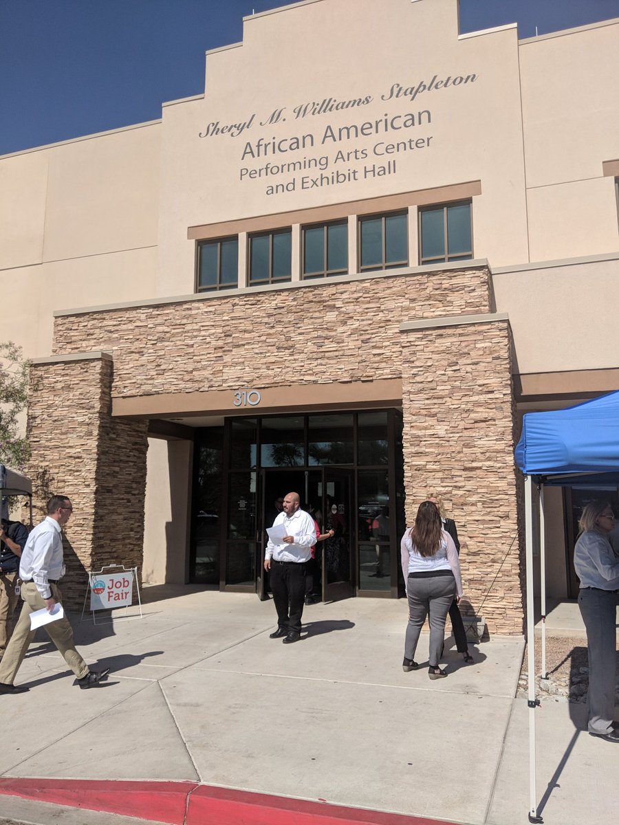 DemandGenDan's tweet photo. Pretty cool set up for the @IENM Job Fair in @cabq #abqjobs #nmjobs #educateabq #educatenm https://t.co/VqM20yameP