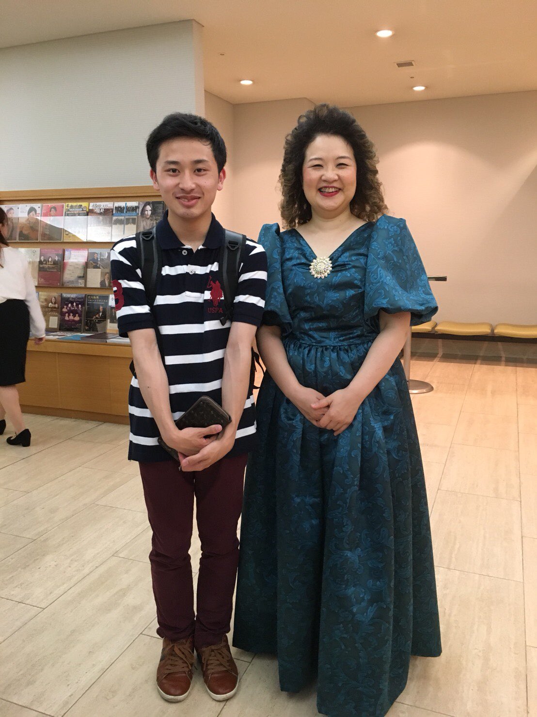 須田 陽 Minami Suda 昨日は 僕が指揮研究科時代にお世話になっていた佐藤裕子先生のピアノリサイタルでした 当時は高校が終わると そのまま指揮研究科で勉強 レッスン 僕は 沢山のオケ曲ピアノを佐藤先生と担当していました 先生のソロを聴くのは