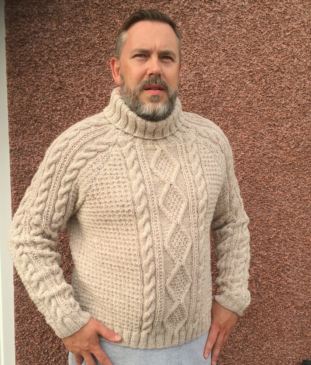 ScotKnitter's tweet photo. Two Custom Orders - completed and ready to post tomorrow morning! If you would like a Custom Knit - just ask! https://t.co/5Y4ABbydhO #tweetmaster #handmadehour #Aranwool #wool #WOOLmagazine #madetomeasure #madeinscotland #craftbuzz https://t.co/jAv7Ph3BHy