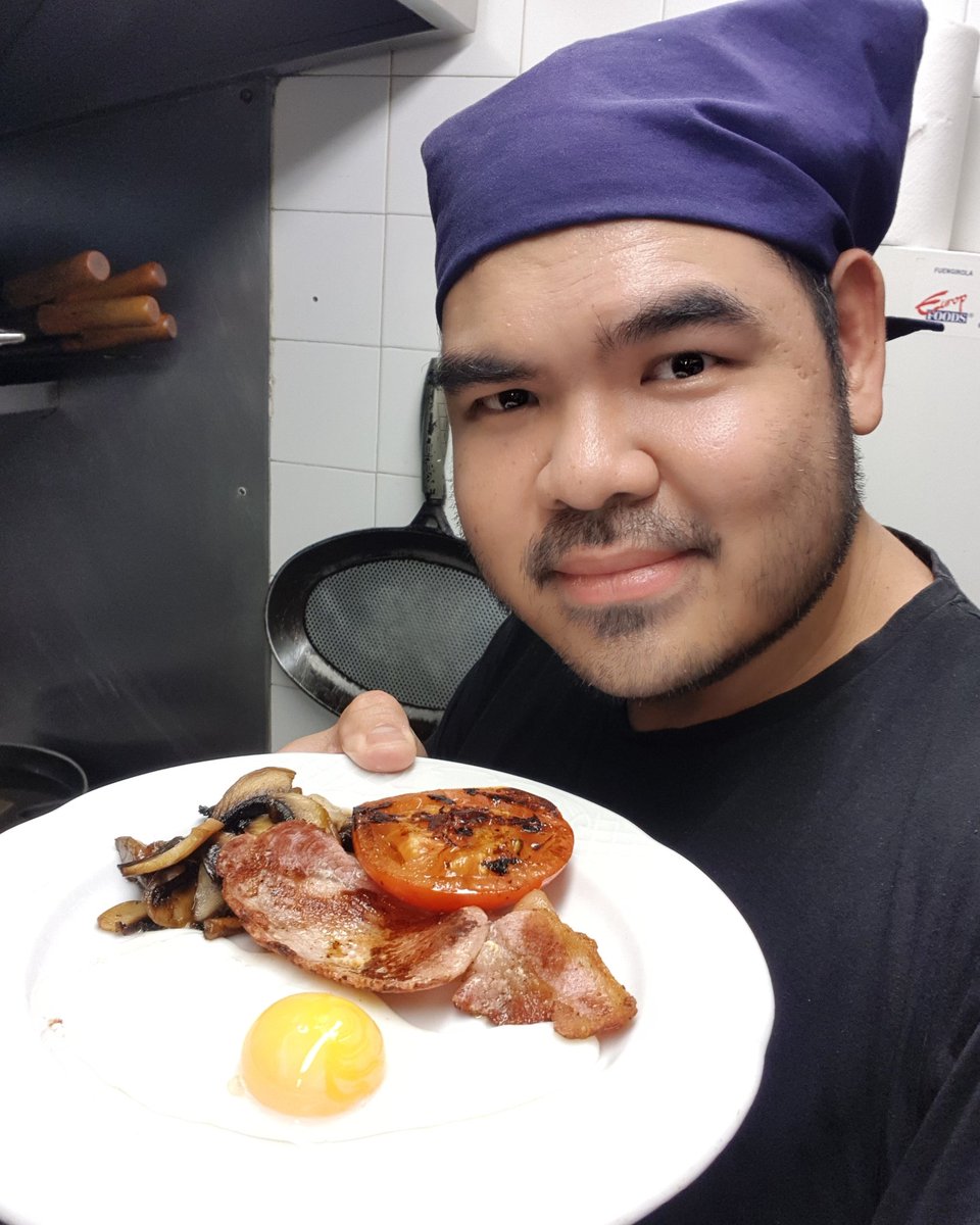 NBangkok's tweet image. I am on the #breakfastshift today... #breakfast #cooking #cookingbreakfast