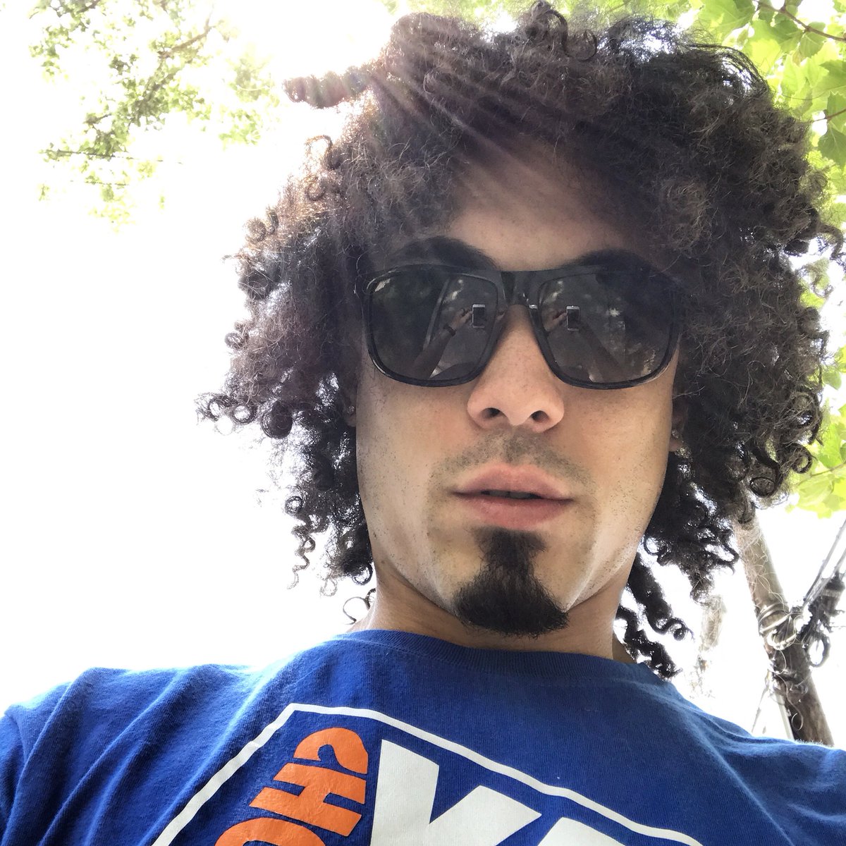 jaygarcia118's tweet photo. Rub my head I’m a poodle 🐩
#MopHead #HowDoIcurlMyHair #Sofrito #YearsOfSofrito #TheJayGarciaShow #Dashradio #LeStruggle #curlyhair #curlyhairtutorial #rubadoboandsazon #andboom #salchichóngooch #poodle #comerubme #rubmyheadandtellmeimdecentlooking #princescousin https://t.co/TdEjivRkKn