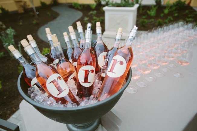 What better way to kick off your Memorial Day long weekend than with a glass of refreshing rosé on #nationalwineday? We'll be celebrating all weekend with our open-house events on Saturday and Sunday. Hope to see you there! #memorialday #rosé #dundeehills #oregonwine #foodandwine